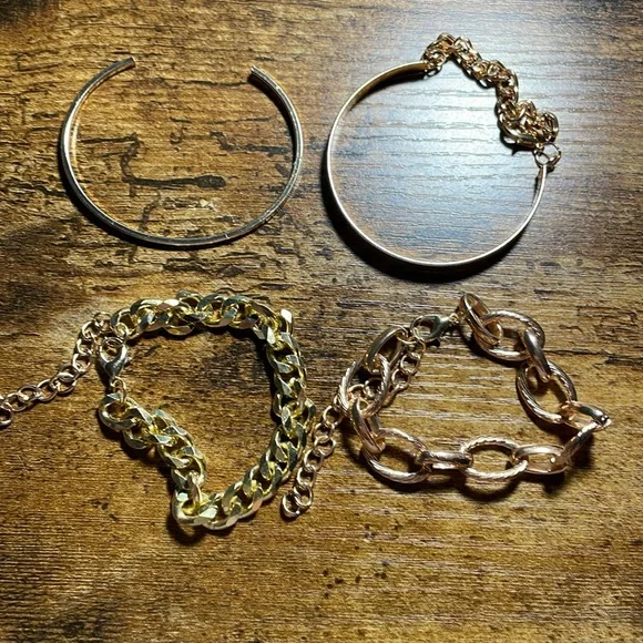 6 pack of gold bracelets - Picture 8 of 13